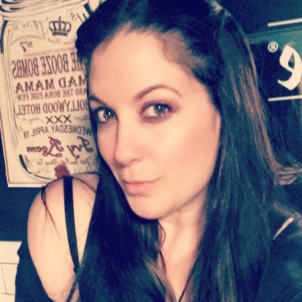 Meet your Posher, Danielle